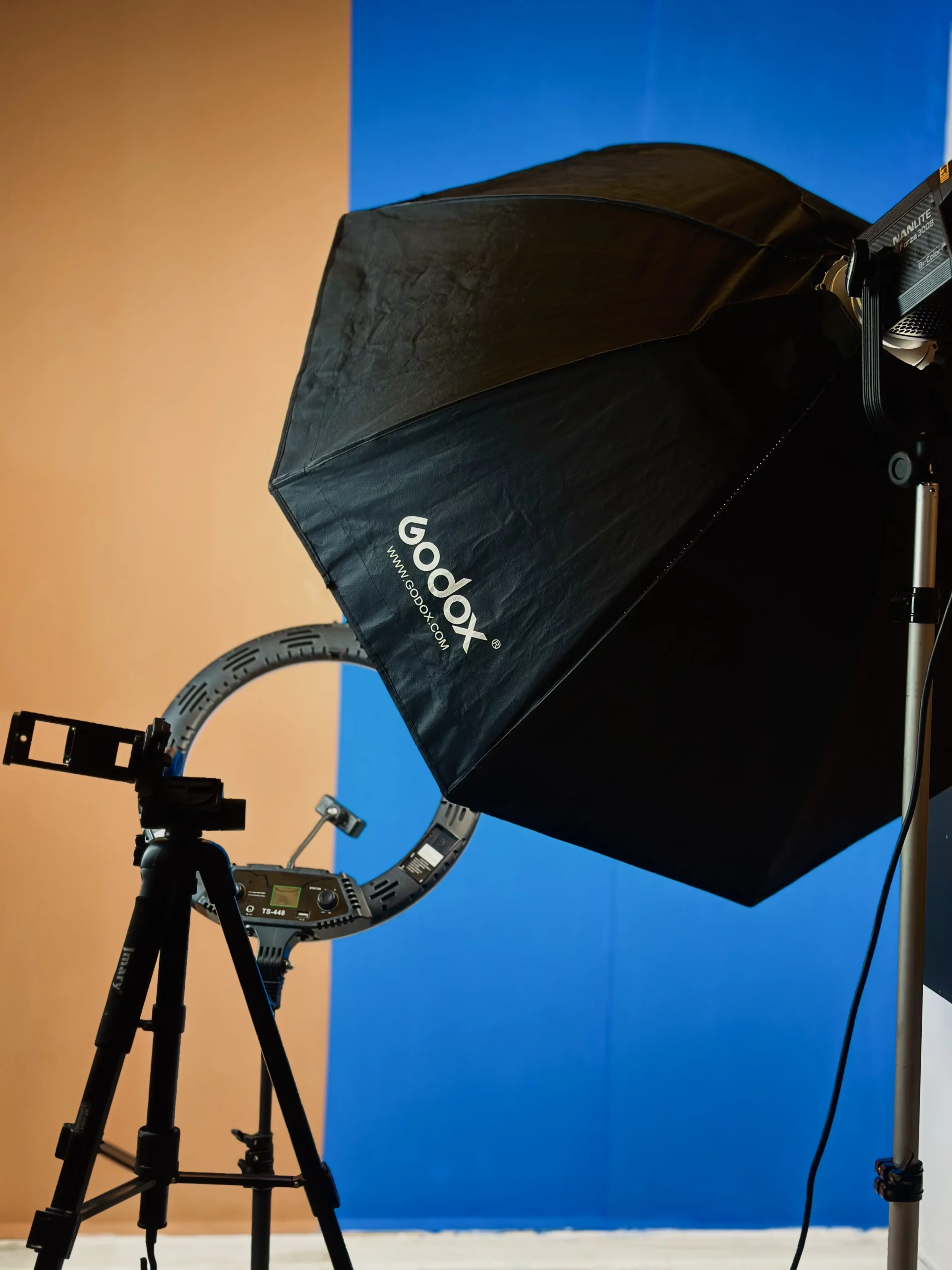 استودیو فیلمبرداری قم